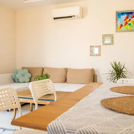 Vila Charming House Close To Beach In Cesme Çeşme